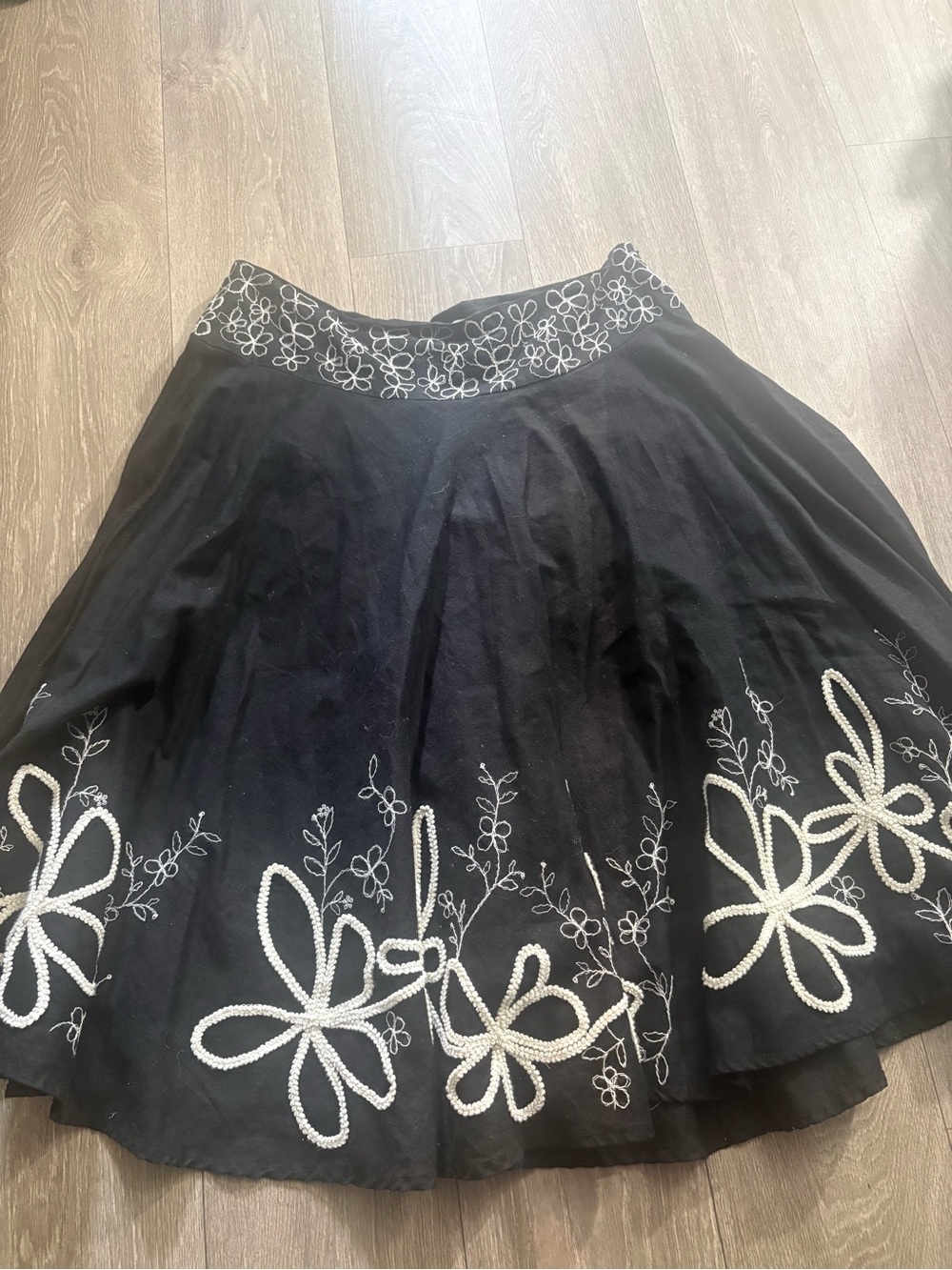 Zara Black A-Line Skirt with White Floral Embroidery